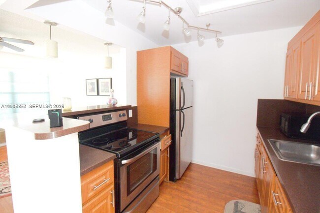 Foto del edificio - 13350 SW 1st St