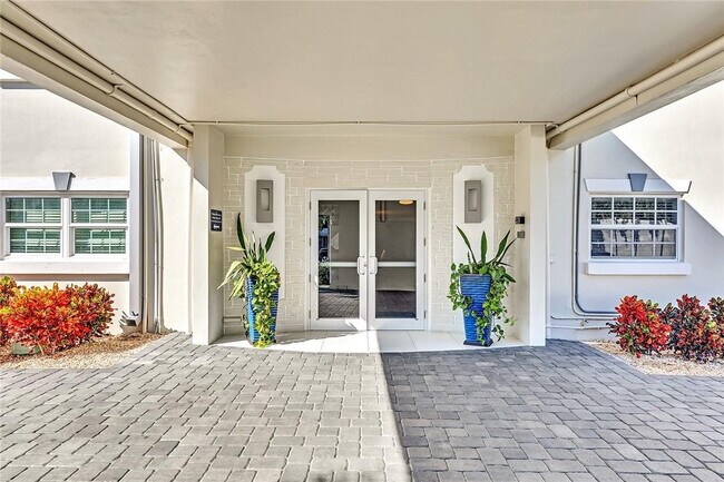 Foto del edificio - 1439 S Ocean Blvd