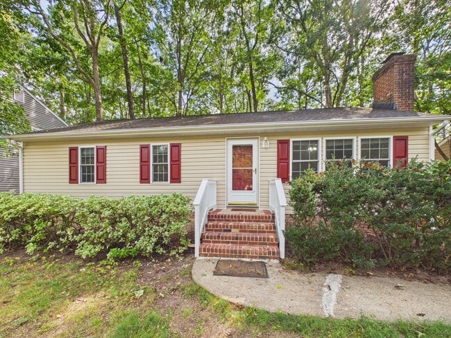 Building Photo - 10101 Bayham Dr