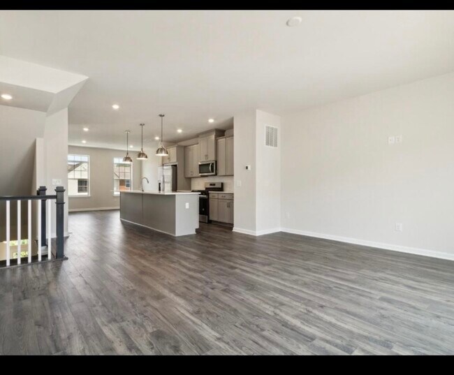 Foto del edificio - 9377 Barnes Loop