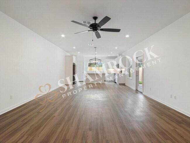 Building Photo - Residences at Windmill Preserve
