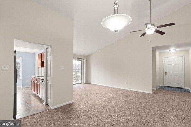 Building Photo - 3506 Back Pointe Ct