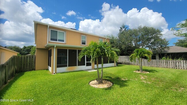 Foto del edificio - 4590 Bellaluna Dr
