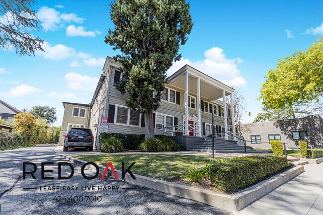 Foto del edificio - 1559 N Hill Ave