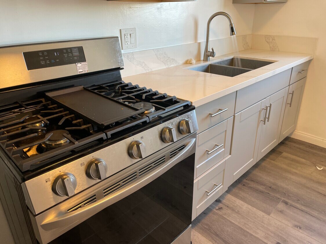 Cocina - 1714 Grove St