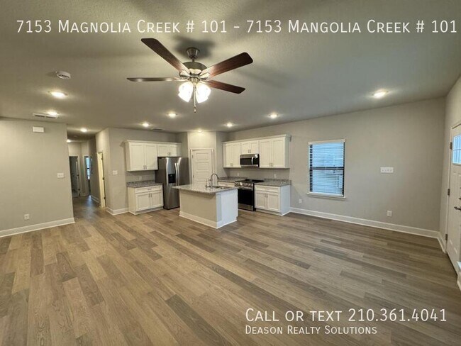 Foto del edificio - 7153 Magnolia Pass