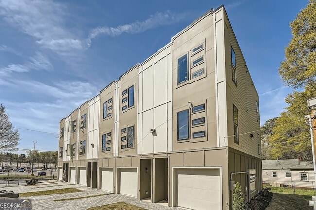 Building Photo - 1351 Brewer Blvd SW