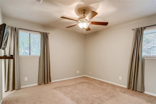 Building Photo - 1703 Cannonwood Ln