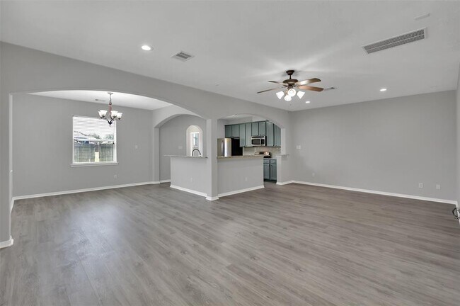 Foto del edificio - 12942 Iris Garden Ln