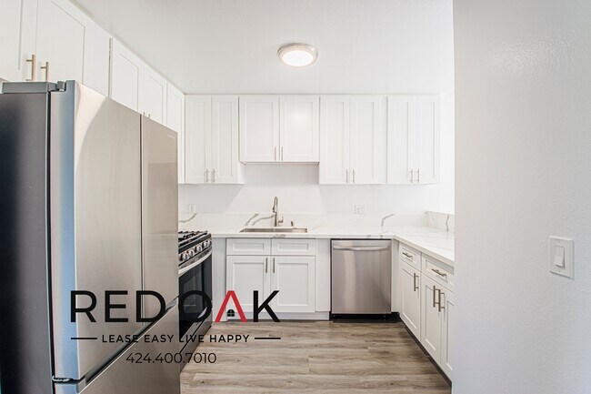 Foto del edificio - 2724 Abbot Kinney Blvd