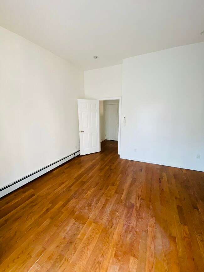Foto del edificio - 40 Woodbine St