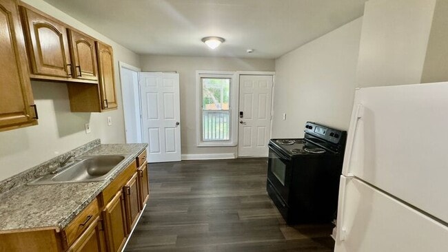 Building Photo - 53 Wilbraham Ave