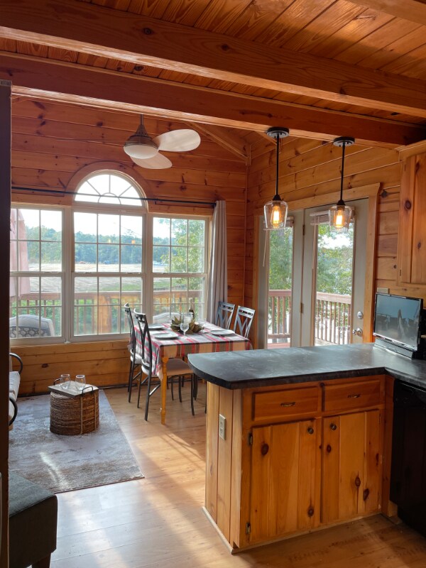 125 Marina Cove Dr, Gilbert, SC 29054 Room for Rent in Gilbert, SC