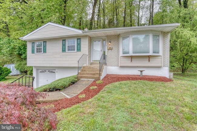 Building Photo - 124 Hilldale Ct