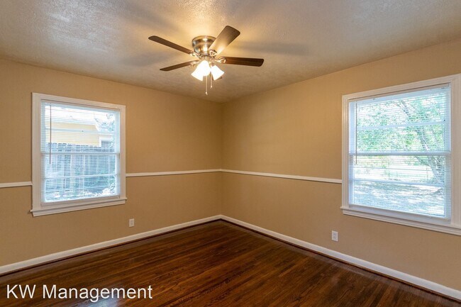 Foto del edificio - 3 br, 1 bath House - 3795 Buffalo Cir
