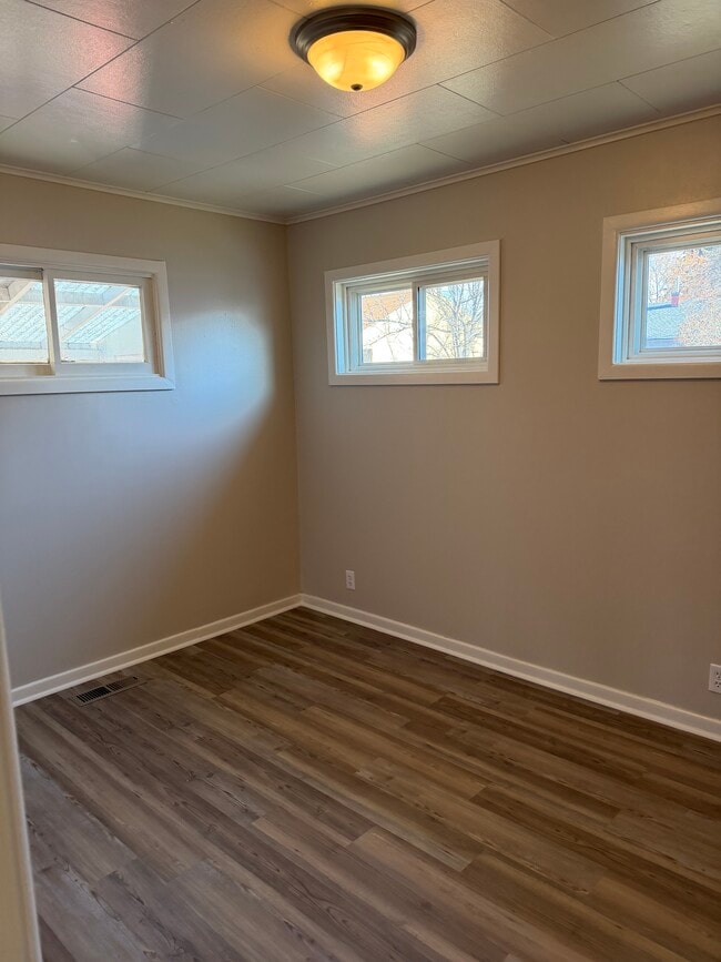 Building Photo - 2870 3rd St