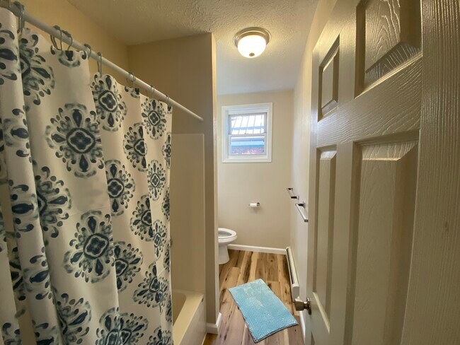 baño - 1509 12th St