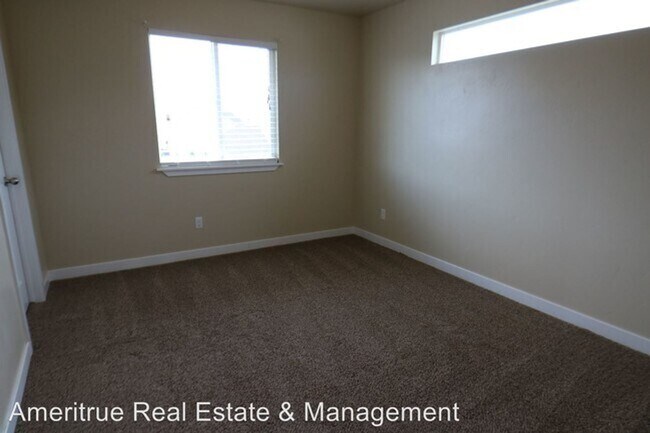 Foto del edificio - Large 5 Bed 3.5 Bath Home in Lehi Utah!