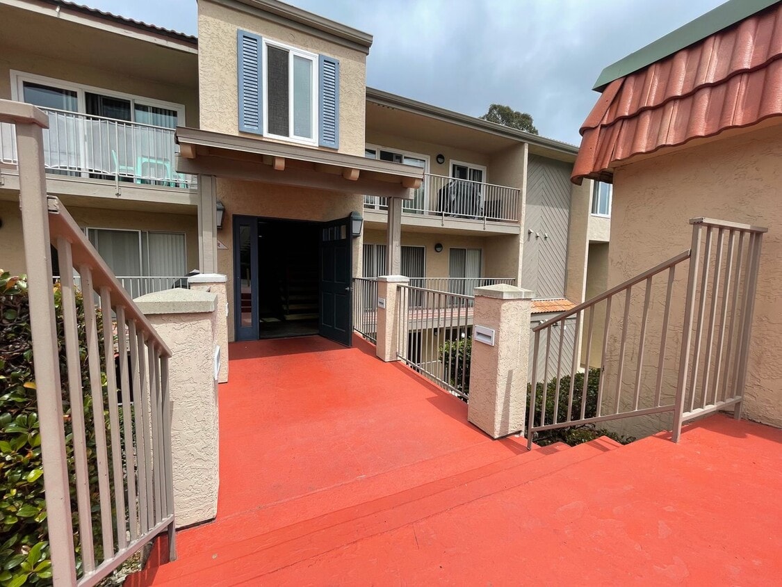 2342 Hosp Way Unit 123, Carlsbad, CA 92008 Condo for Rent in Carlsbad, CA