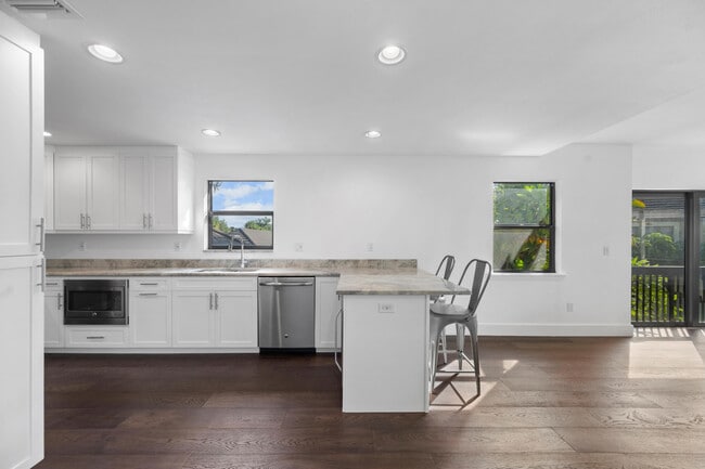 Building Photo - 13388 Polo 201 Rd