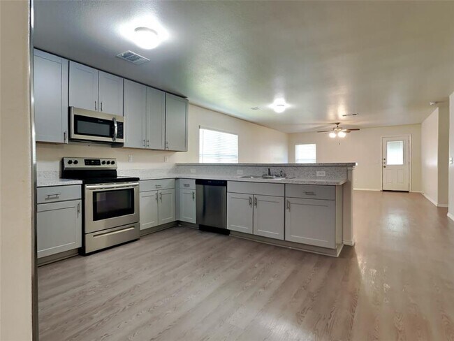 Foto del edificio - 21002 Twining Rose Ln