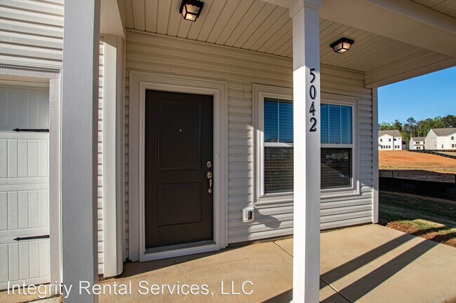 Foto del edificio - 4 br, 2.5 bath House - 5042 Beacon Ave