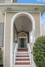 Building Photo - 1304 N Bay Dr