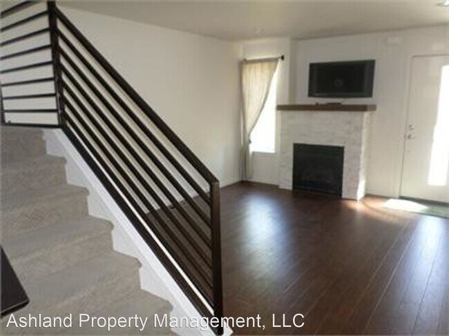 Foto del edificio - 3 br, 2 bath House - 51 N Mountain Ave