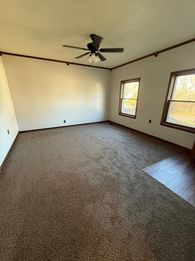 Building Photo - 1213 High St