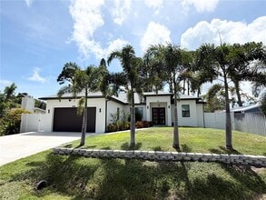 Building Photo - 4722 Neptune Rd