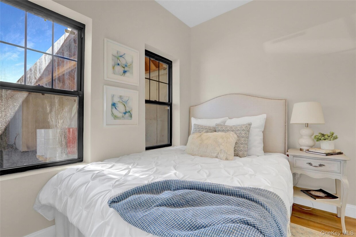 Foto principal - 610 Jericho Tpke