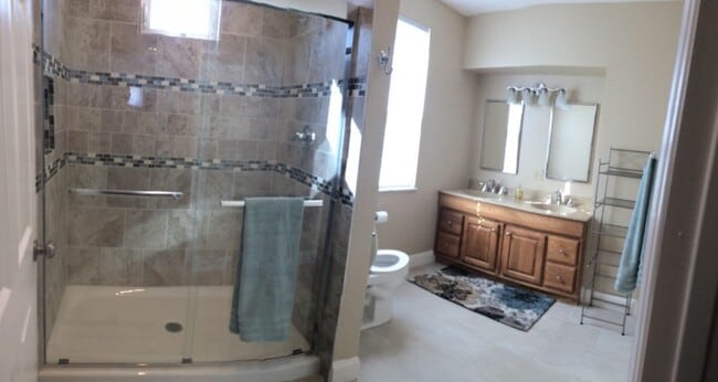 Photo - 160 Pearl St House