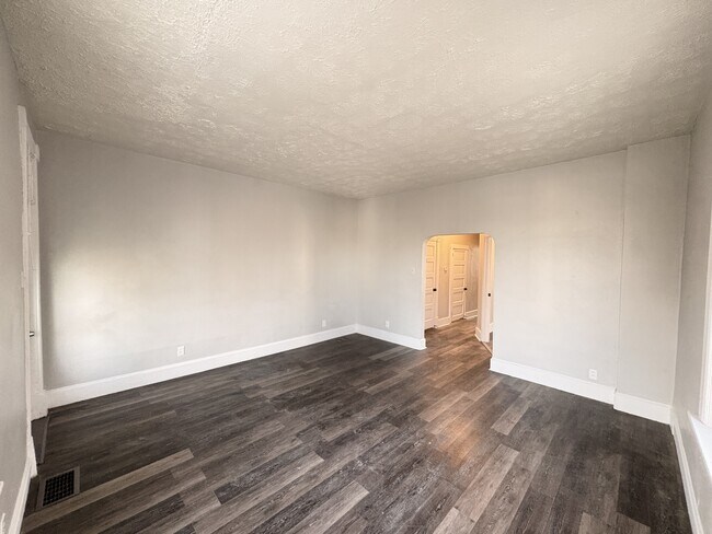 Foto del edificio - 109 S 13th St