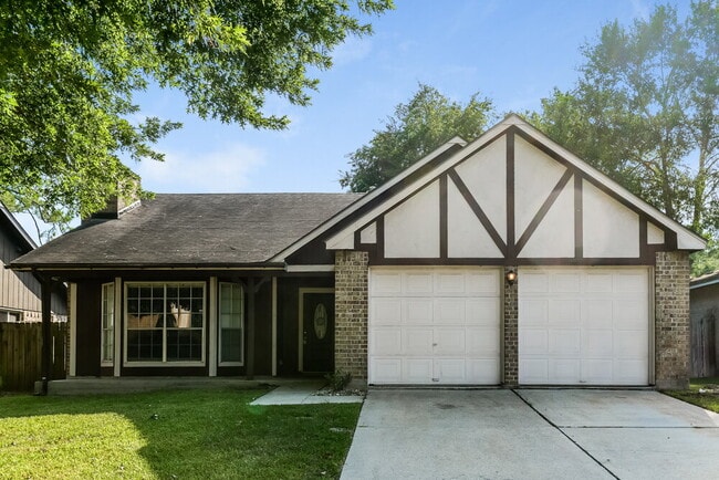Building Photo - 23219 Timberbrook Dr