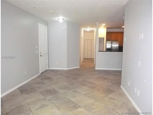Building Photo - 5867 Hampton Hills Blvd