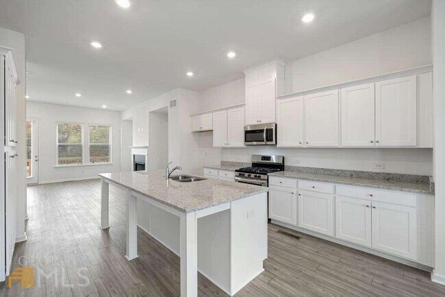 Foto del edificio - 1172 Edwin Ln