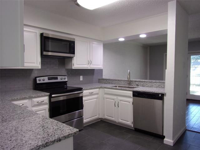 Building Photo - 2912 Country Pl Cir