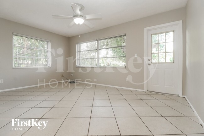 Building Photo - 2161 Tropic Ave