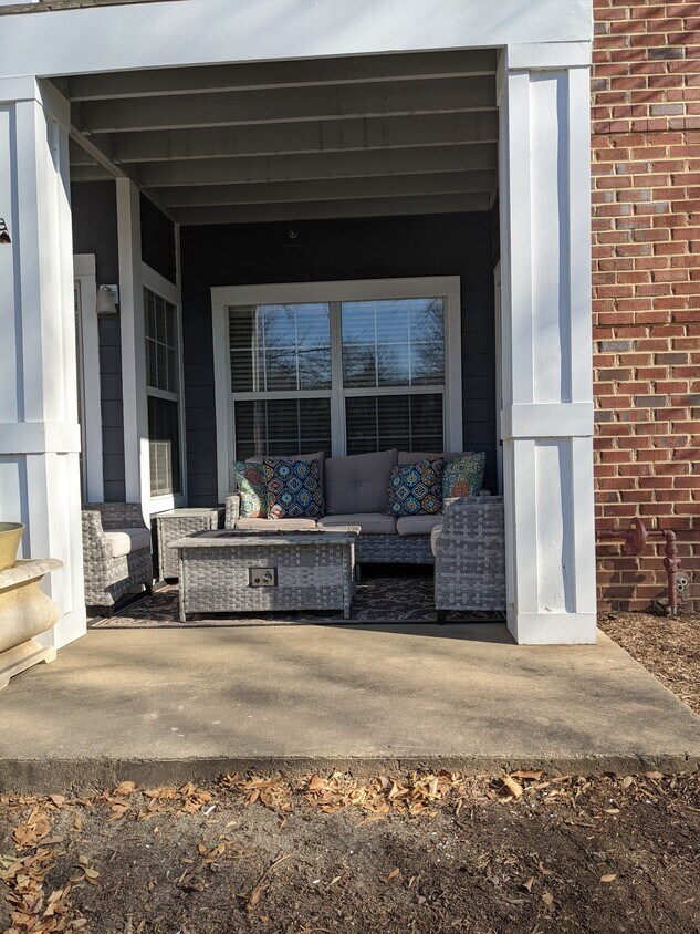 20311 Beechwood Ter Unit 101, Ashburn, VA 20147 Condo for Rent in