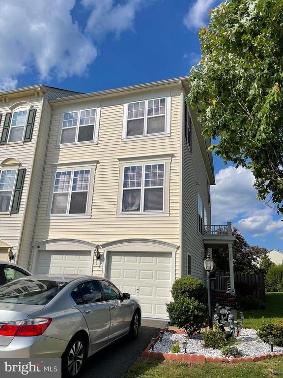 Foto del edificio - 9257 Alvyn Lake Cir