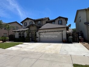 Building Photo - 440 Red Lion Way