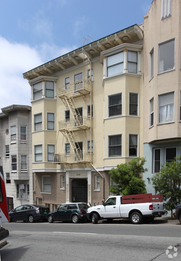 Building Photo - 1350 Pine St