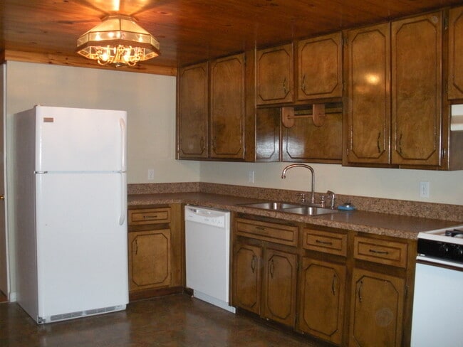 Foto del edificio - 196 Hazelwood Rd NW