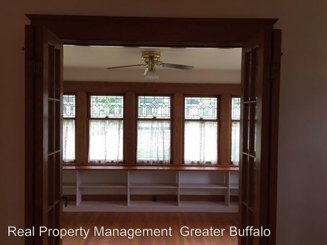 Foto del edificio - 4 br, 2.5 bath House - 231 West Main St