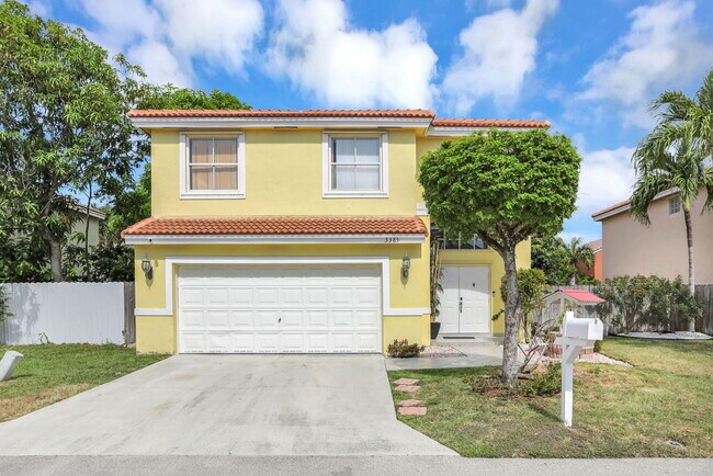 Building Photo - 3385 Seabreeze Ln