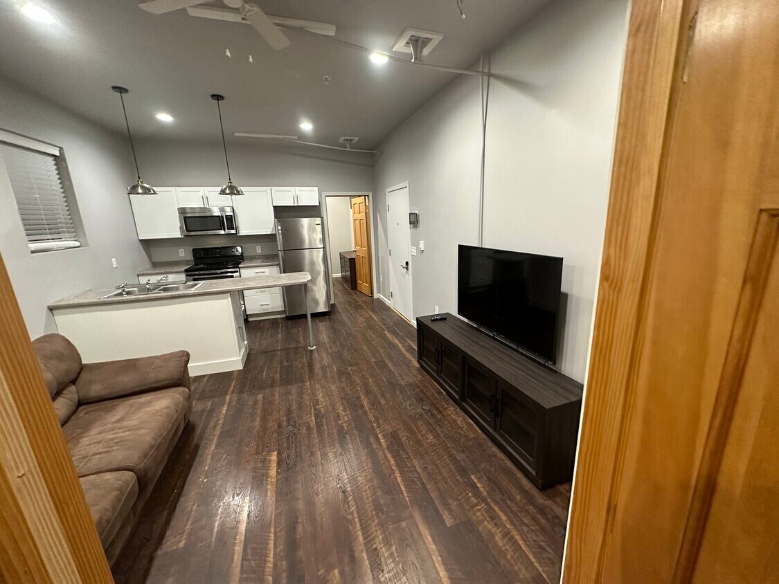 113 E Main St Unit 203, Frostburg, MD 21532 Apartments in Frostburg