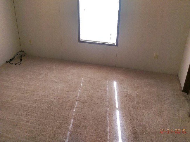 Foto del edificio - 145 Sanjan Dr