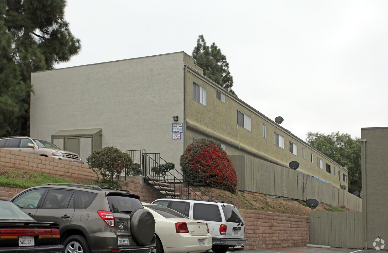 Primary Photo - Sunglen Vista