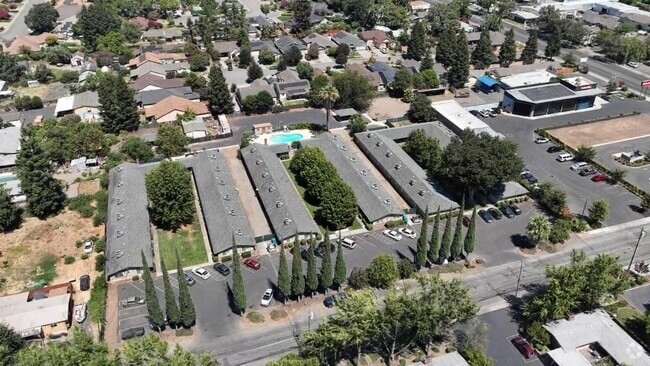  - Woodside Gardens Apartments