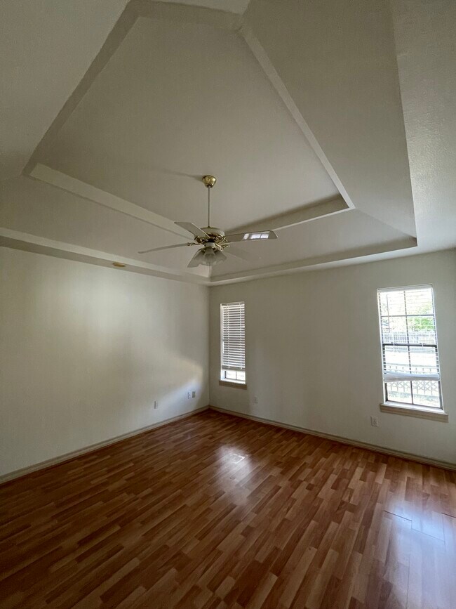 Foto del edificio - 2111 E 19th St